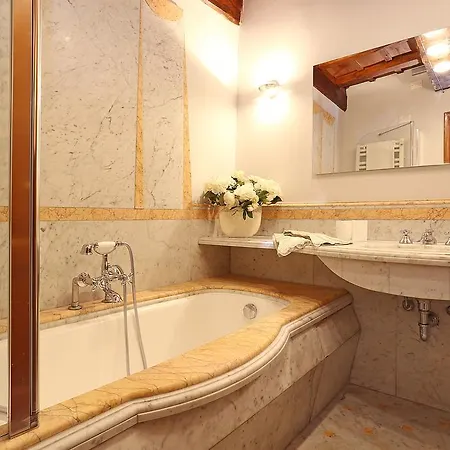 The Palazzetto ゲストハウス