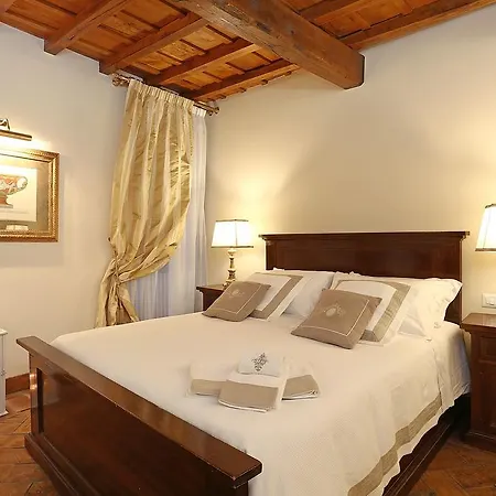 ゲストハウス The Palazzetto 3*