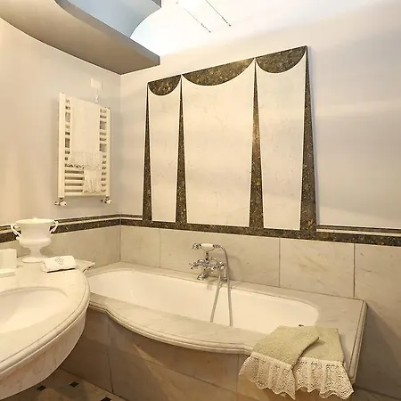 The Palazzetto 3* ローマ