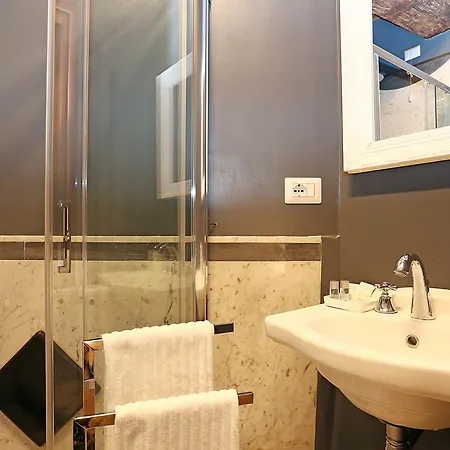 The Palazzetto 3*